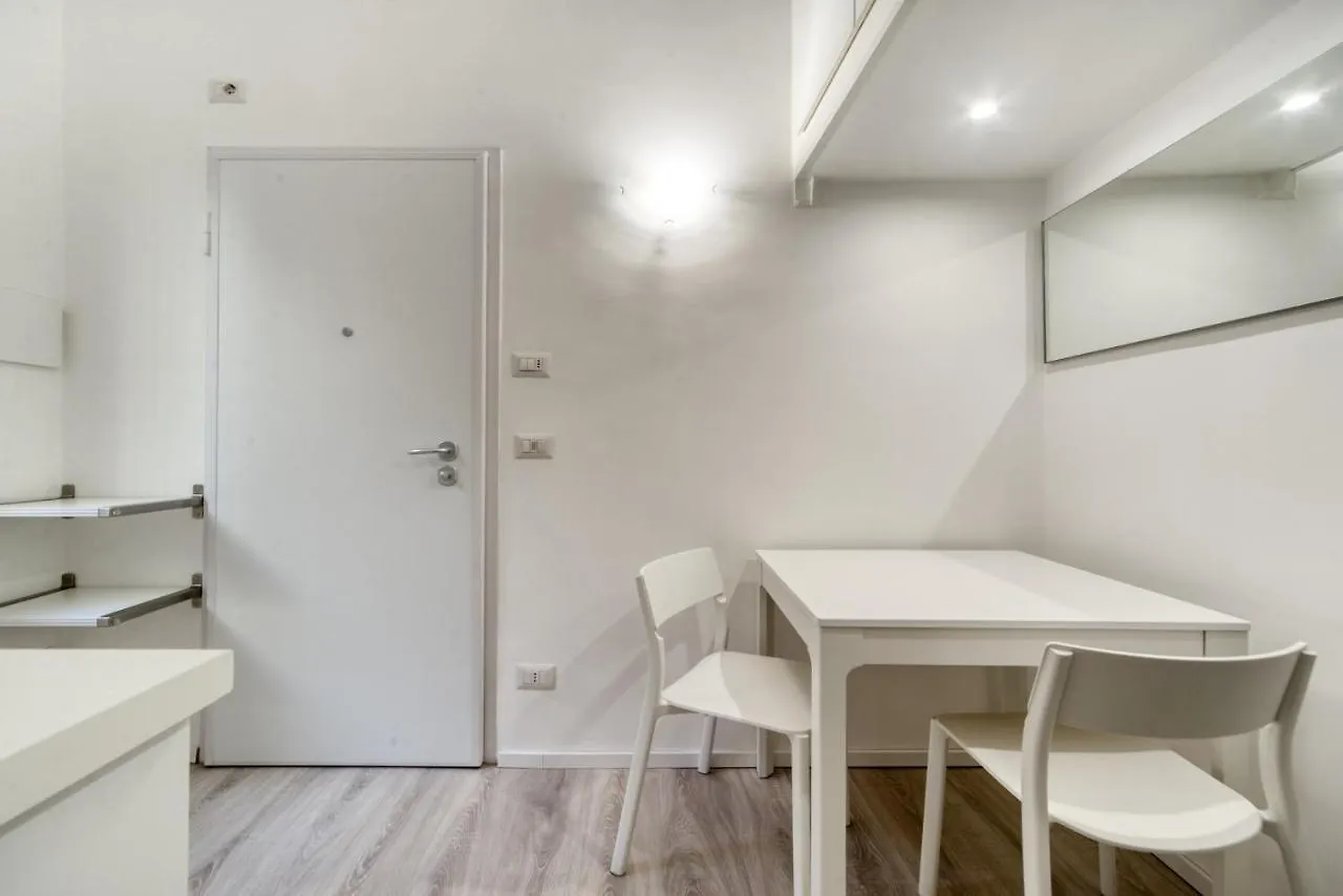 Studio Nuovo Nei Pressi Dell'Archiginnasio By Wonderful Italy Bologna Apartment